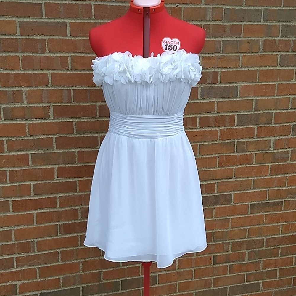 NWT sz 12 Pretty Maids short chiffon flower bodice dress